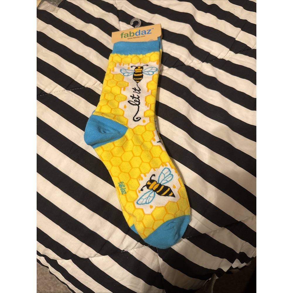 Fabdaz Let it Bee Ladies' Novelty Crew Socks New!